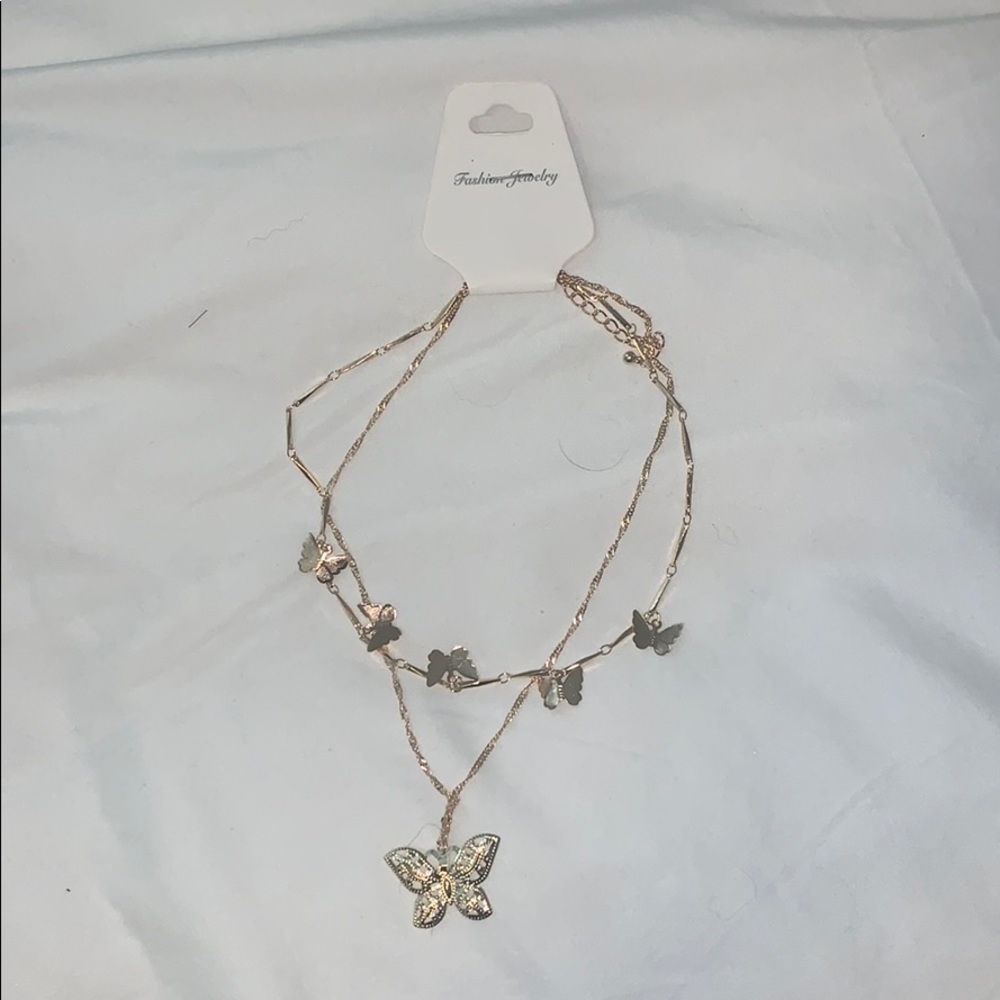 Butterfly necklace - Picture 3 of 4